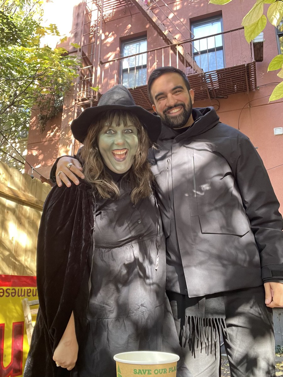 Emily Gallagher tweet media