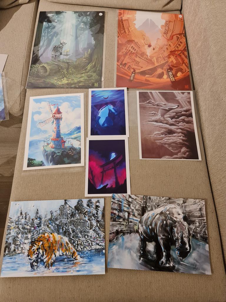 The art haul from London MCM! <a href="/spikingsart/">💀 Spikingsart (dormant)</a> <a href="/AnnaHollinrake/">Anna Hollinrake 🏍️🧹</a> <a href="/ThandaArt/">Thanda ✨</a> + others. Thanks so much!