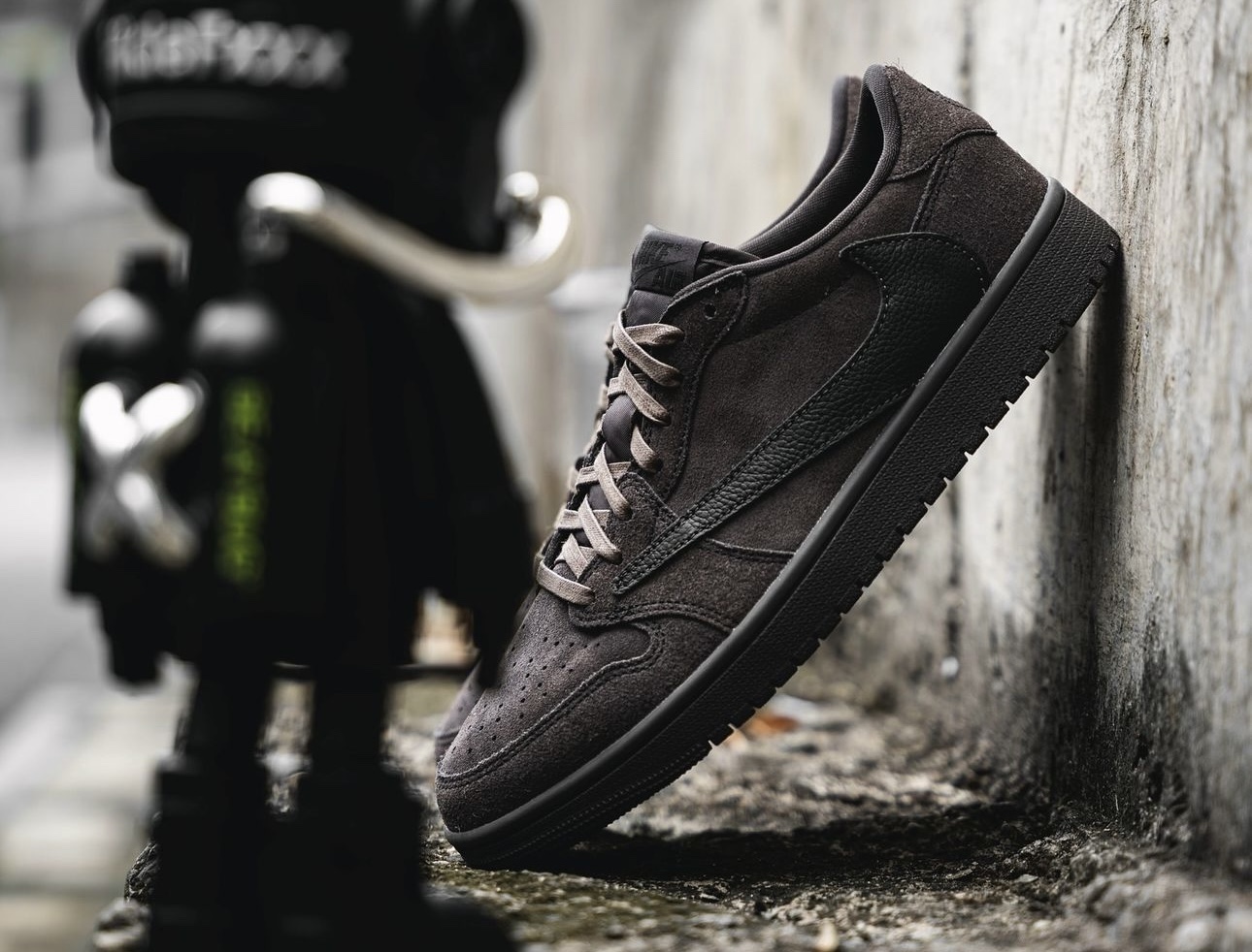 SneakerScouts on X Release Date Travis Scott x Air Jordan 1 Low OG Velvet Brown December 21 2024 150 https t f3dH2BnpoZ https t FqFkrghthz X