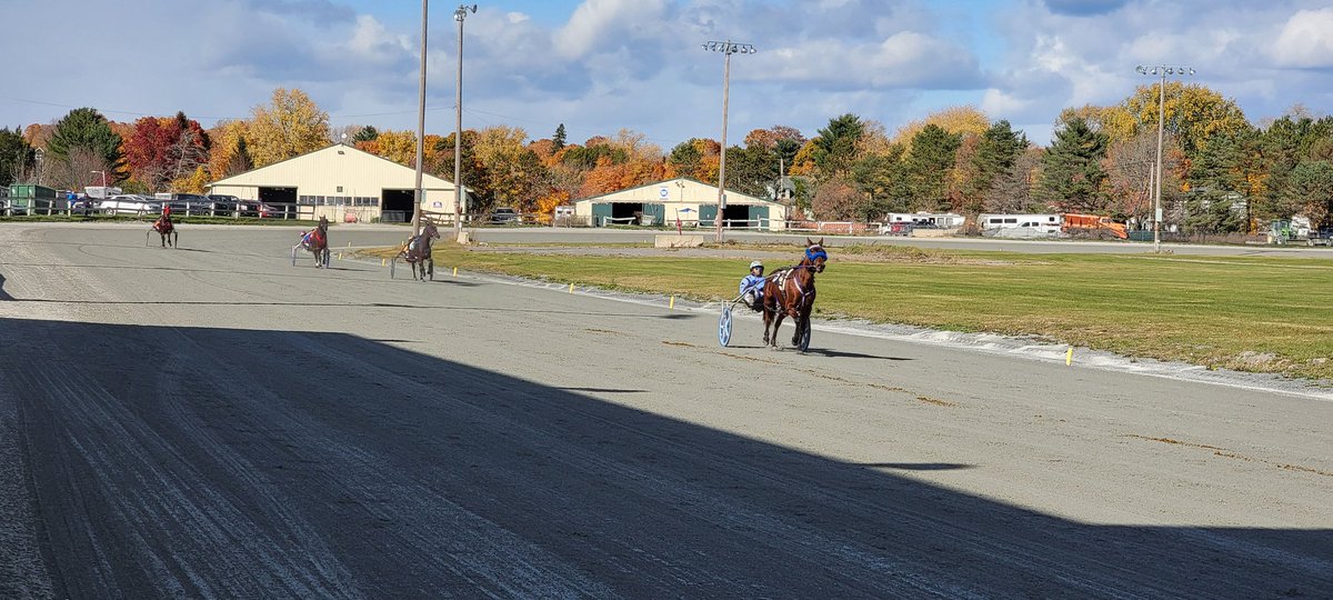 GSn04401's tweet image. Today's #adventureday brought me to the Bangor Raceway to watch harness racing with a friend and his Father and Grandfather were both famous racers in their day. Lots of fun stories and exciting races too! #getoutside #harnessraces #mainethings