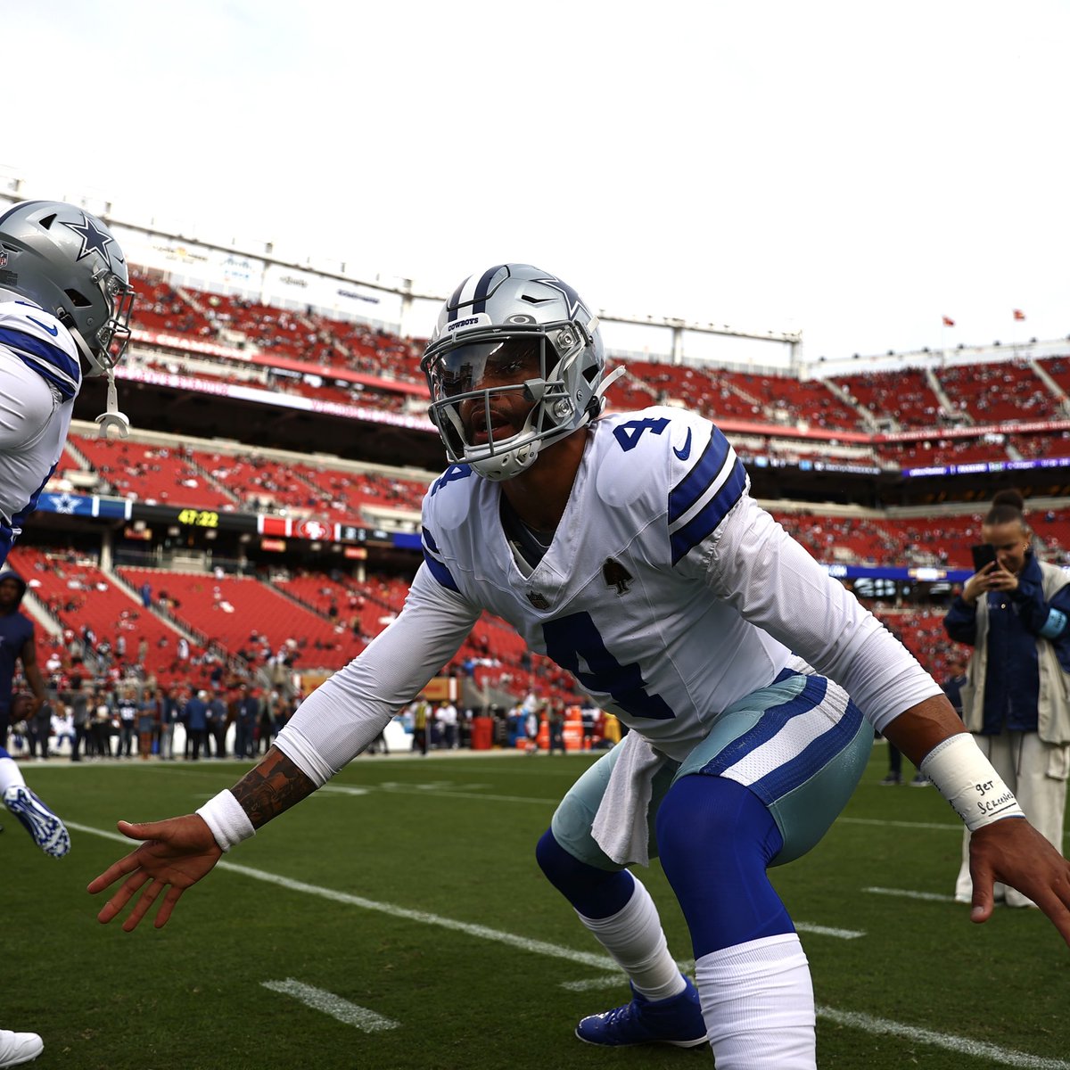 dallascowboys's tweet image. poised for primetime 🍿

#DALvsSF | @bswhealth