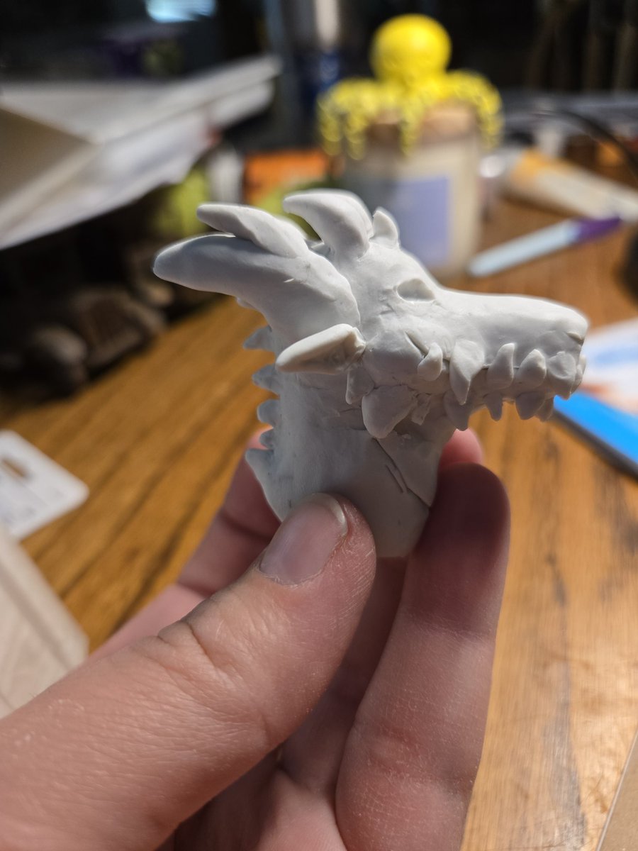 NimauraTT's tweet photo. Got some clay. Created a creature. This is Bah'theen https://t.co/FptBQsfdrE