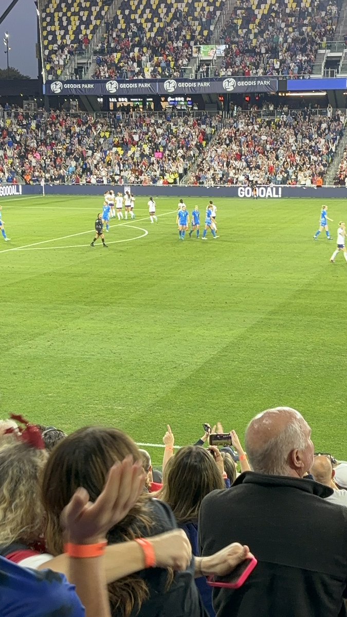 Jennifer Ross tweet media