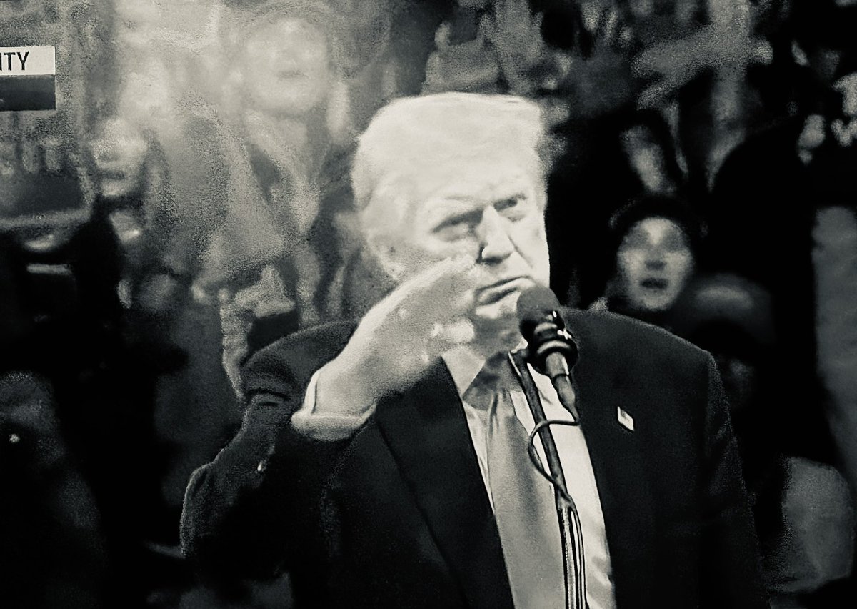 Guinz's tweet image. The only thing I did to this picture I took off my TV of him live at MSG was make it black and white.