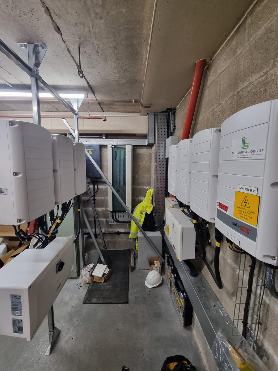 🔒 Protect against rising energy costs! Lock in stable rates with SolarEdge from The Logical Group. #CostStability #EnergySavings thelogicalgroup.co.uk zsl7g98mn9i.typeform.com/thelogicalgroup