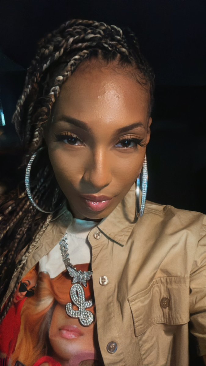 queennlee_'s tweet photo. Birthday weekend 🍾 #Ten30 https://t.co/VZ2rEKif7c