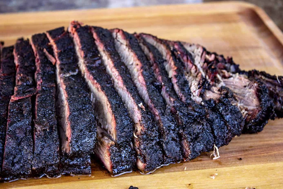 Esntech's tweet photo. If you're wondering where to use our DDT rub, look no further. Slow smoked brisket is something you can be proud of and if you're lucky, you'll have some left over.
https://t.co/FLs1mNbefb https://t.co/dX1EhTQn3K