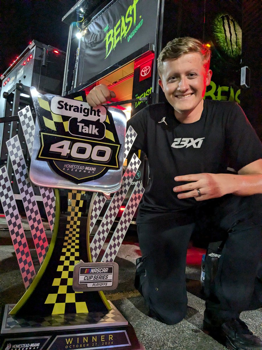 John Vining tweet media