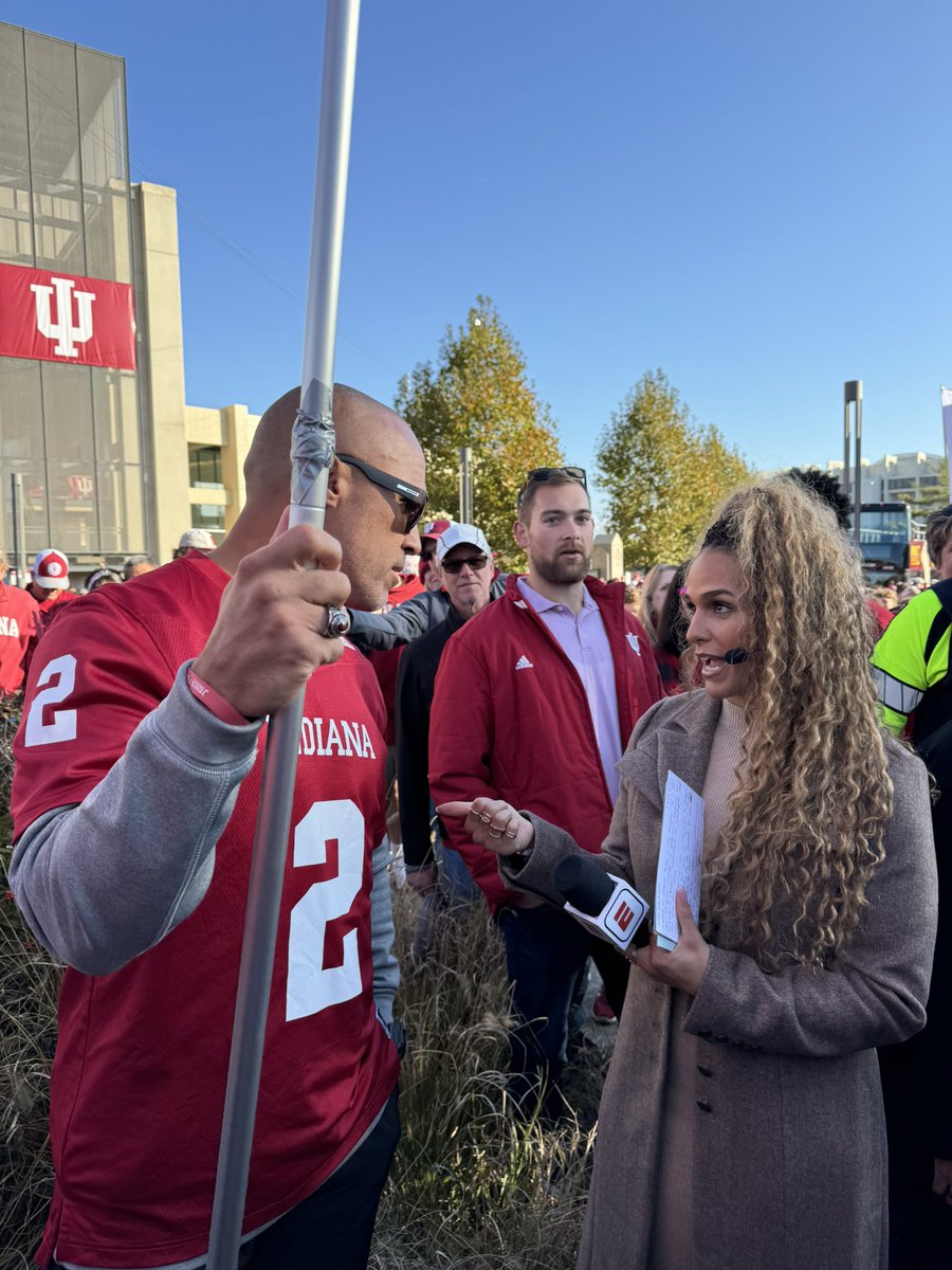 Deborah Hayward tweet media