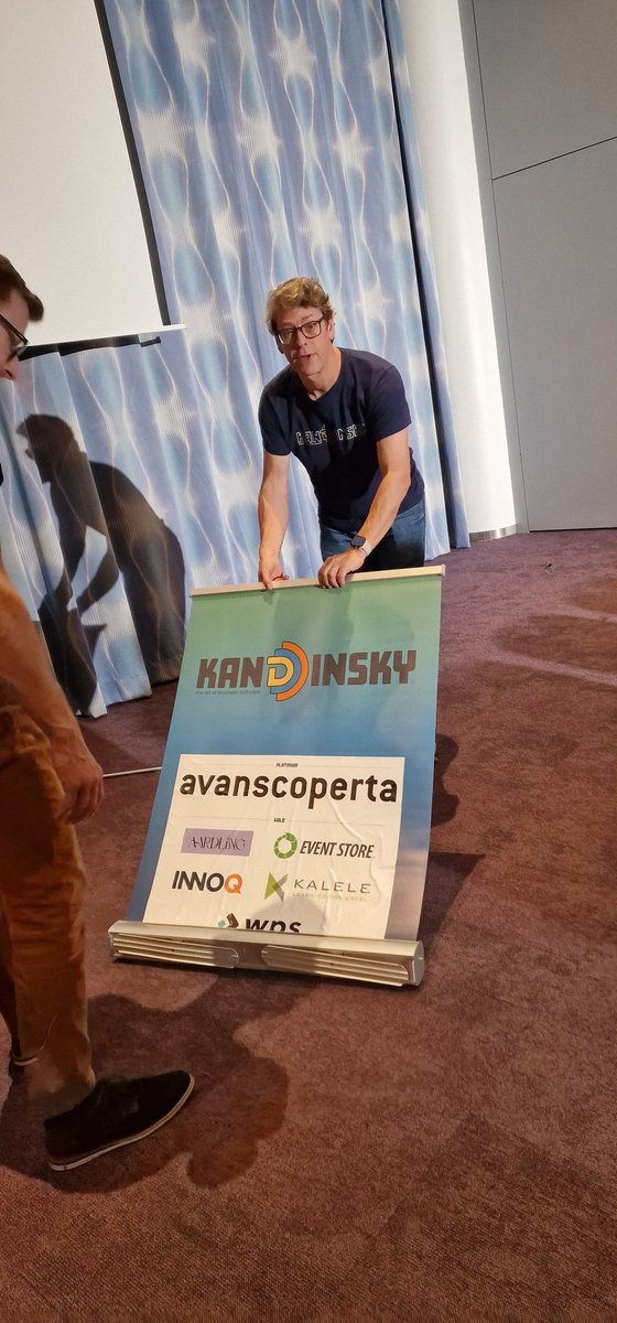 KanDDDinsky tweet media