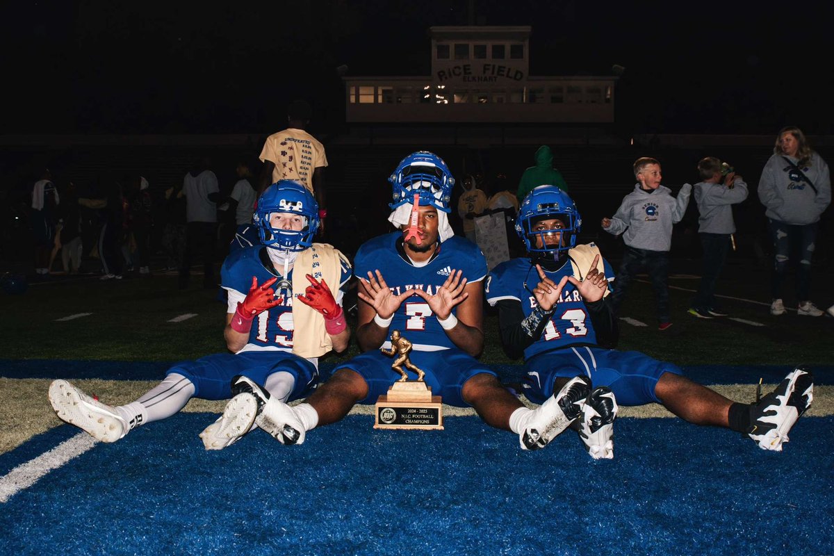 Da’metre Pulliam ✞ (@nonchalanttre) on Twitter photo hudl.com/v/2QXrkB
☝🏽☝🏽☝🏽☝🏽 ☝🏽☝🏽
Regular Season Highlights🔥🔥🔥!!!!!
<a href="/MSUFBRecruit/">Murray State Football Recruiting</a> <a href="/CoachAbbs/">Troy Abbs</a> <a href="/coach_craig21/">Jawon Craig</a> <a href="/CoachTonyAlford/">Coach Tony Alford</a> <a href="/CoachC_Foster/">Chris Foster</a> <a href="/CoachLPorter/">Larry Porter</a> @CoachBhonapha <a href="/coachdmc/">Deland McCullough</a>
<a href="/CoachJMont/">James Montgomery</a> <a href="/CoachNCole/">Coach Cole</a> <a href="/CoachConard/">Coach C (Conard)</a> hudl.com/v/2QXrkB
☝🏽☝🏽☝🏽☝🏽 ☝🏽☝🏽
Regular Season Highlights🔥🔥🔥!!!!!
<a href="/MSUFBRecruit/">Murray State Football Recruiting</a> <a href="/CoachAbbs/">Troy Abbs</a> <a href="/coach_craig21/">Jawon Craig</a> <a href="/CoachTonyAlford/">Coach Tony Alford</a> <a href="/CoachC_Foster/">Chris Foster</a> <a href="/CoachLPorter/">Larry Porter</a> @CoachBhonapha <a href="/coachdmc/">Deland McCullough</a>
<a href="/CoachJMont/">James Montgomery</a> <a href="/CoachNCole/">Coach Cole</a> <a href="/CoachConard/">Coach C (Conard)</a>