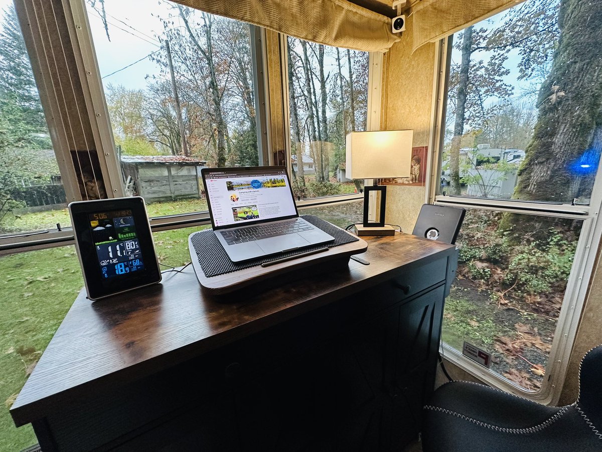 CampWithClammi's tweet photo. Liking the new office set up in our 5th wheel with a great view of the campground. Now just need to get back to editing our camping with clammi YouTube videos. https://t.co/Xj2FgYzaI2