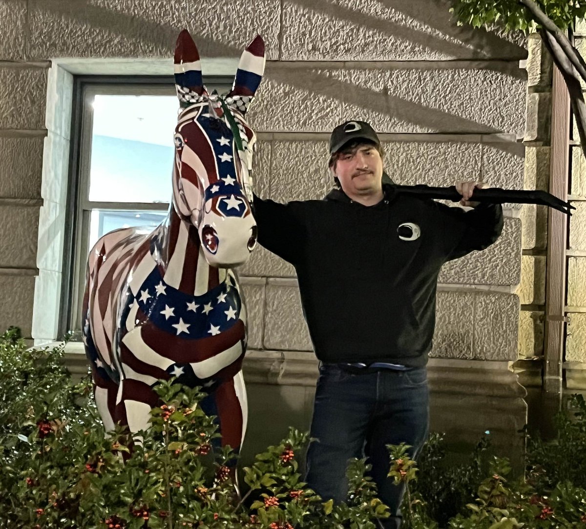 AtDabeach tweet media