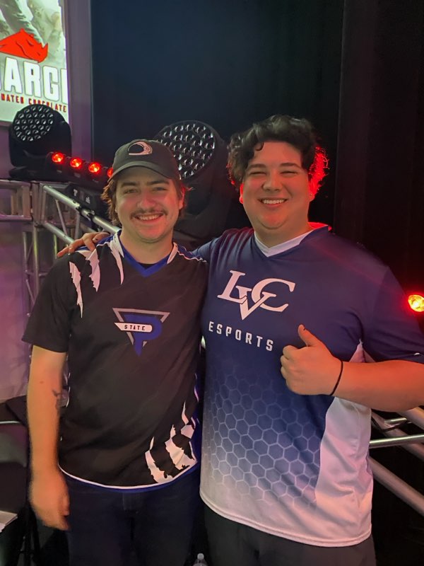 AtDabeach tweet media