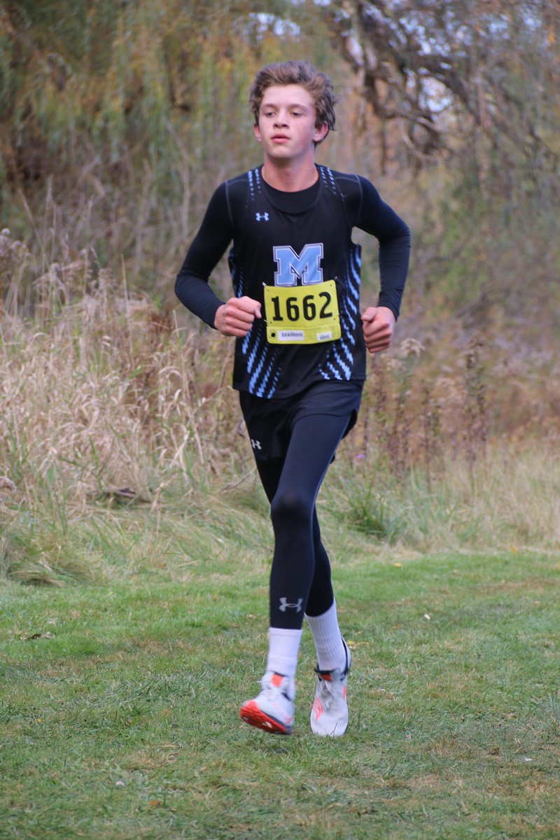 MidlakesX's tweet photo. League champs!!! Tough course at Newark but we saw some continued improvement from various athletes. Sectionals already around the corner this coming weekend at Letchworth! Huge congrats to Claire Givens for placing 6th overall to be named to the WFL All League 1st team! https://t.co/8p0PnVSKnD