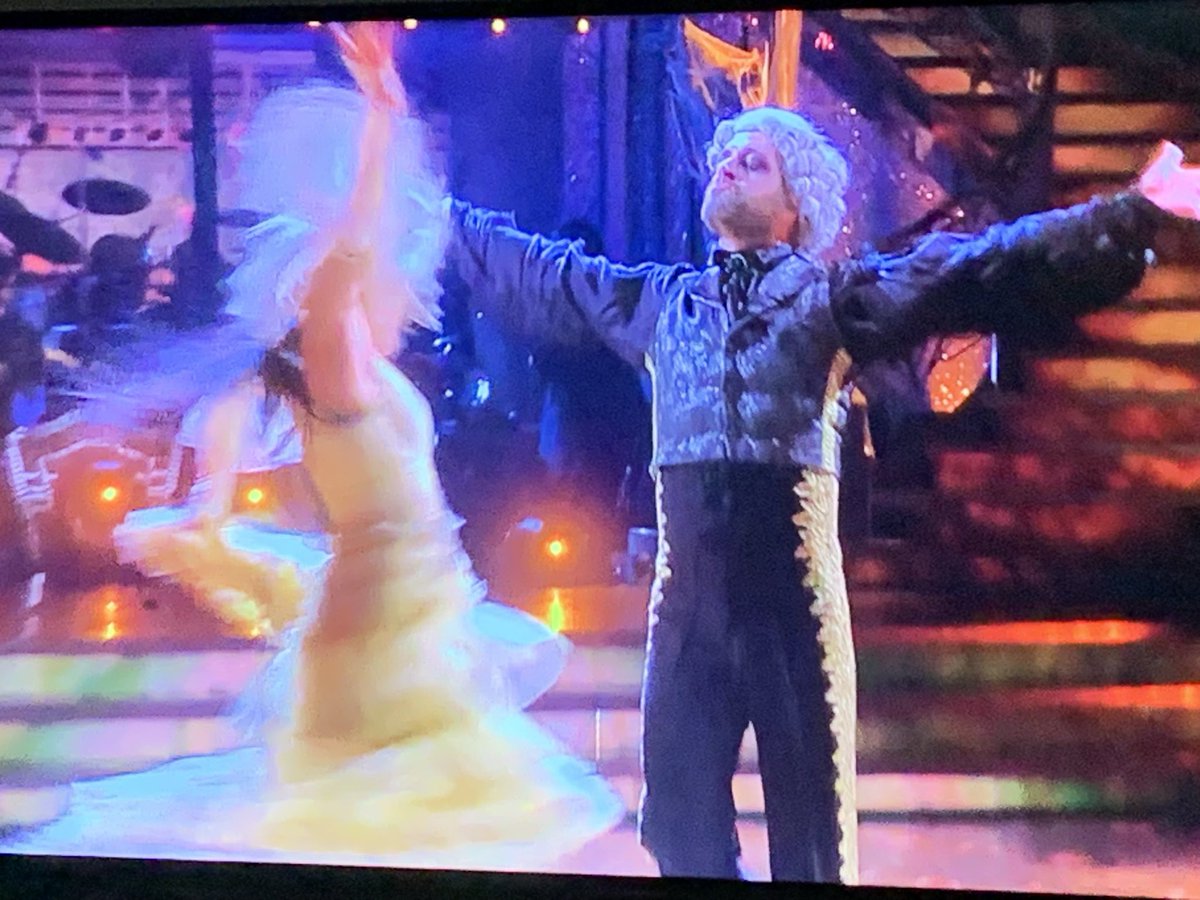 Mark Scales tweet media