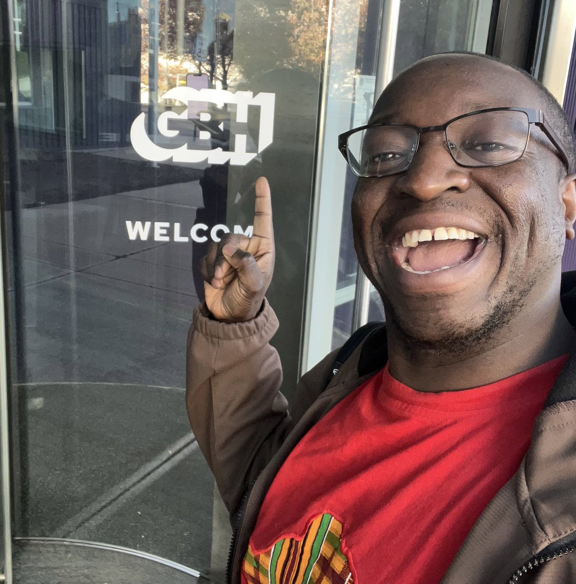 steamulater's tweet photo. 🎶Just touched down like NASA, Mmmmh!🎶 Tune in live tonight on @novapbs s/o to the good folks here at @GBH studios, @STEMedia , Dr. @NehemiahMabry, @TrapologyBoston, Steph 😍 #NovaBuildingStuff let’s goooo! https://t.co/3sllZw5yHW https://t.co/e795GM8Lpk