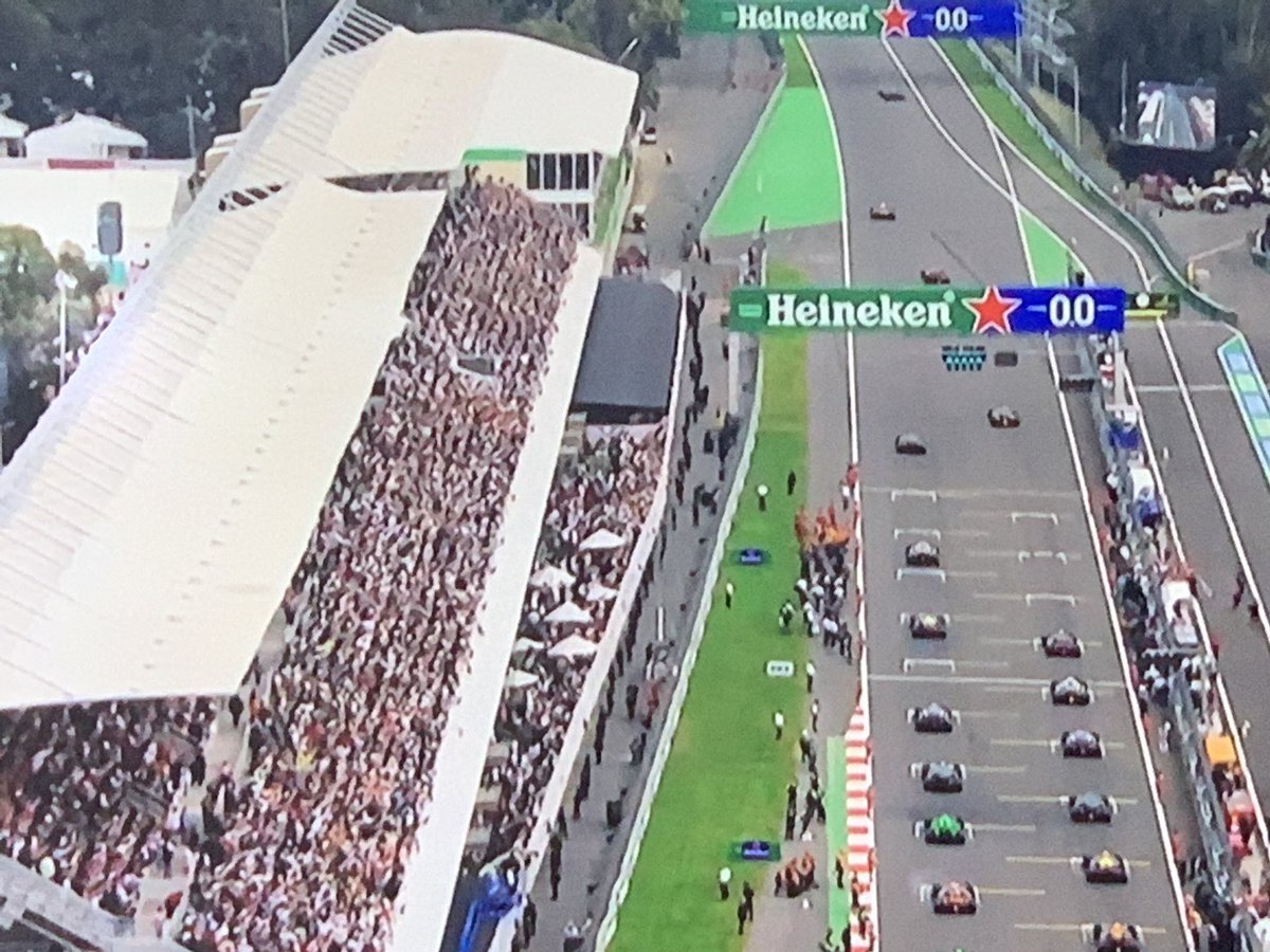 margaretojalvo's tweet photo. #MexicoGP #F1 #Formationlap @RImpaglione pic #MO @DisneyPlus #espn https://t.co/DQyDQA9j3l