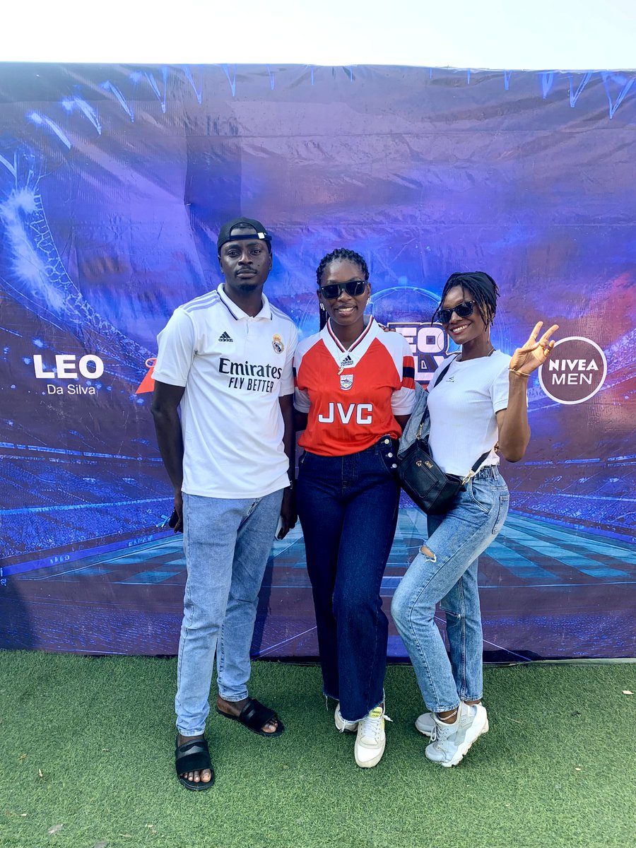 datBauchigirl's tweet photo. Arsenal fans are truly remarkable people!! ❤️
Watching Arsenal Vs. Liverpool match with such amazing souls was an exciting experience. 

Special S/O to @SirLeoBDasilva &amp; @mc_lively_ 
#LEODASILVAWATCHPARTY 
#LIVARS https://t.co/mdauQzh1vM