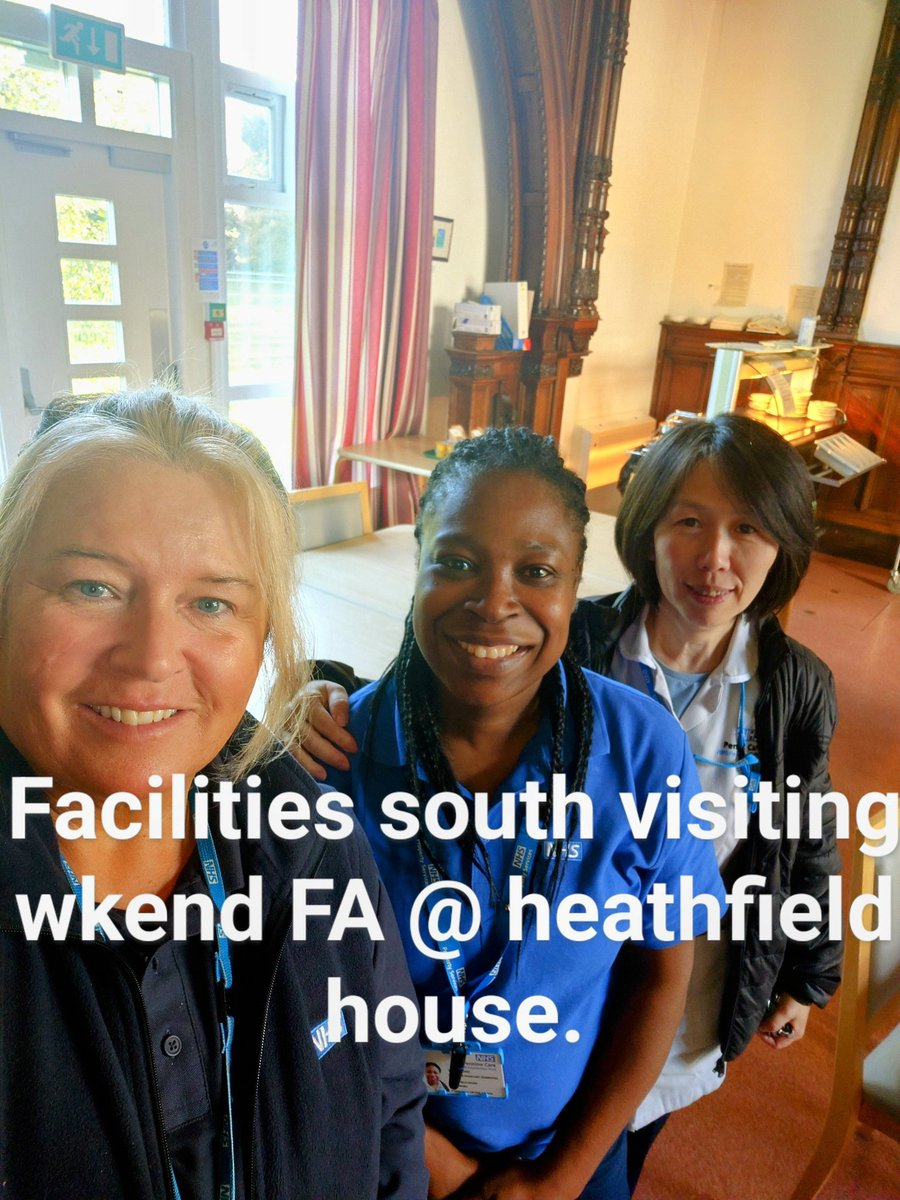 fidelma_delly's tweet photo. Weekend South Facilities Assistants  Lou and Mai who work weekends at Heathfield House in Stockport, catching up  and telling them about all the great things we have upcoming.  @PennineCareJobs @PennineCareNHS https://t.co/y1jdV6m3VW