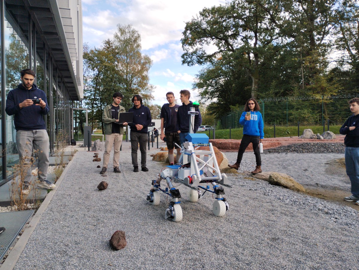 Lauros_World's tweet photo. WARR Space Robotics kick-off event on Monday, 28th October, 6pm at StudiTUM Garching! 🚀🤖 https://t.co/6LhbyjZpcu