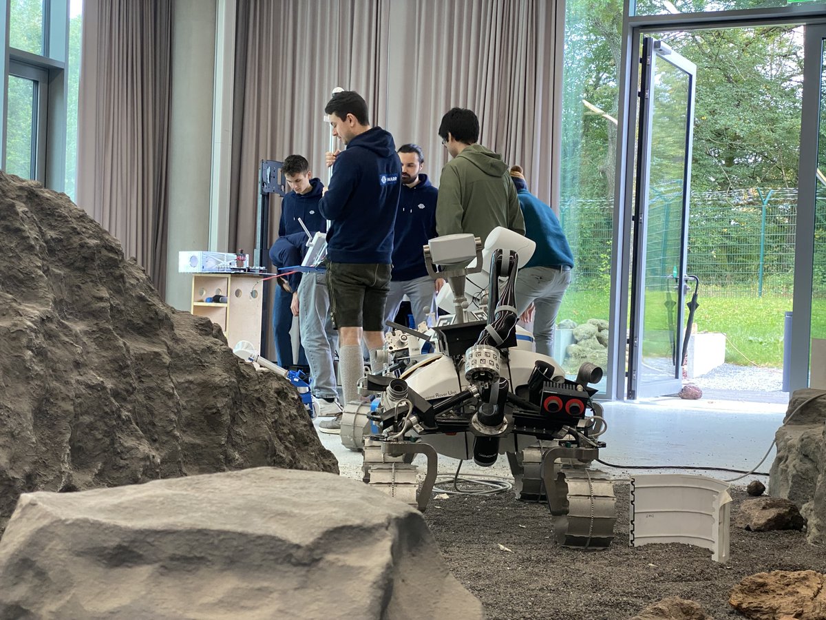Lauros_World's tweet photo. WARR Space Robotics kick-off event on Monday, 28th October, 6pm at StudiTUM Garching! 🚀🤖 https://t.co/6LhbyjZpcu
