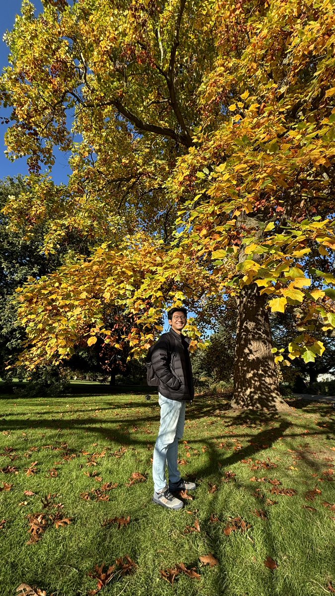 hamihsdaud's tweet photo. Here’s to shorter days, longer nights, and finding warmth in the season. https://t.co/jy9WOkkE3w