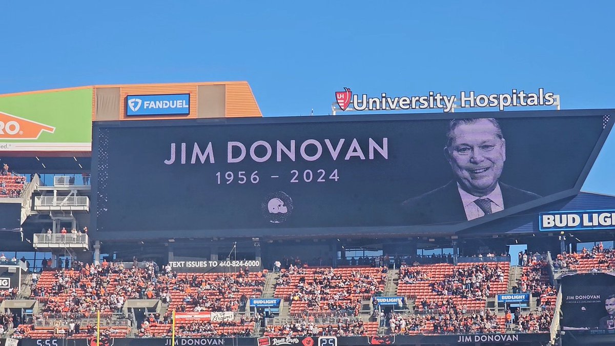 camijustice's tweet photo. For Jim. #Browns https://t.co/Ios9XxQQ1g