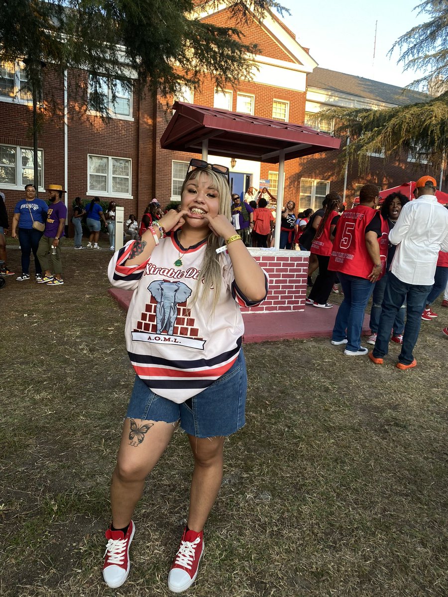 _theAT's tweet photo. First hc as an alumni 🤝🏼 https://t.co/wxkj0w66CK
