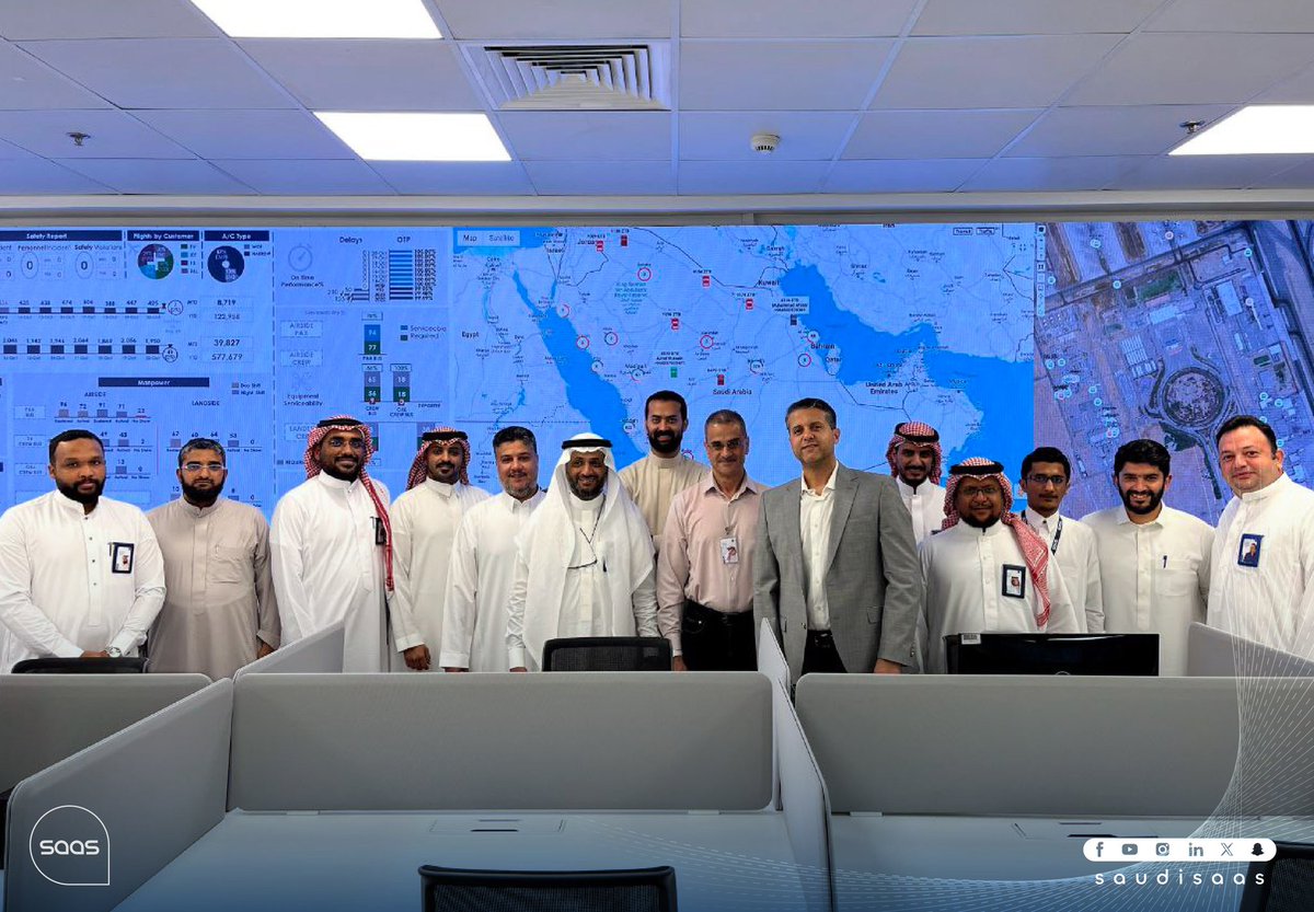 SaudiSAAS's tweet photo. بحضور الرئيس التنفيذي للشركة المهندس/ نبيل الرفاعي، تم تدشين مركز مراقبة النقل بالذكاء الاصطناعي.. AI Mobility Lab والذي يعد الأول من نوعه على مستوى الصناعة بالمملكة.. تهانينا لجميع منسوبي الشركة بهذا الإنجاز الفريد..

#ايقونة_النقل #ساس https://t.co/wwysPzSvPn