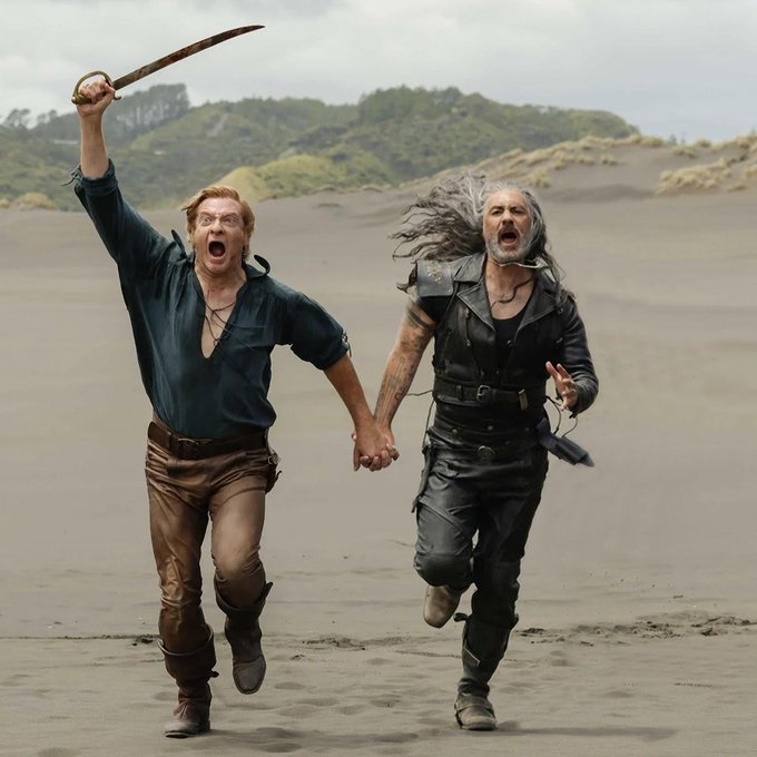 TheJohnBeing's tweet image. Babes for love