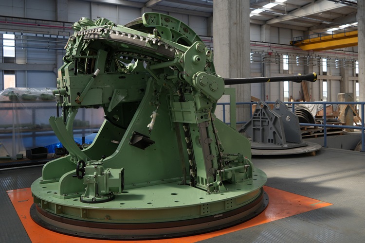 olay18com's tweet image. ÇİFT NAMLULU DENİZ TOPU SAHA EXPO’DA olay18.com/cift-namlulu-d… 
@SahaExpo #Ermaksan #AhmetÖzkayan #Thunderbold #ÇiftNamluluDenizTopu #Savunma #İhracat #YerliveMilli