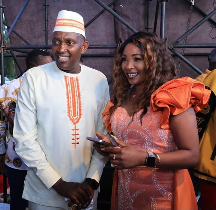 ElvezaMedia's tweet photo. FACT CHECKING!
The videos circulating on social media platforms of an event held in Ndumberi, Kiambu county today, was not to purposely celebrate Former President Uhuru Kenyatta's birthday, but a concert to launch an album by gospel Musicians, Sir James and Regina Muthoga. https://t.co/UW71CbpdsO