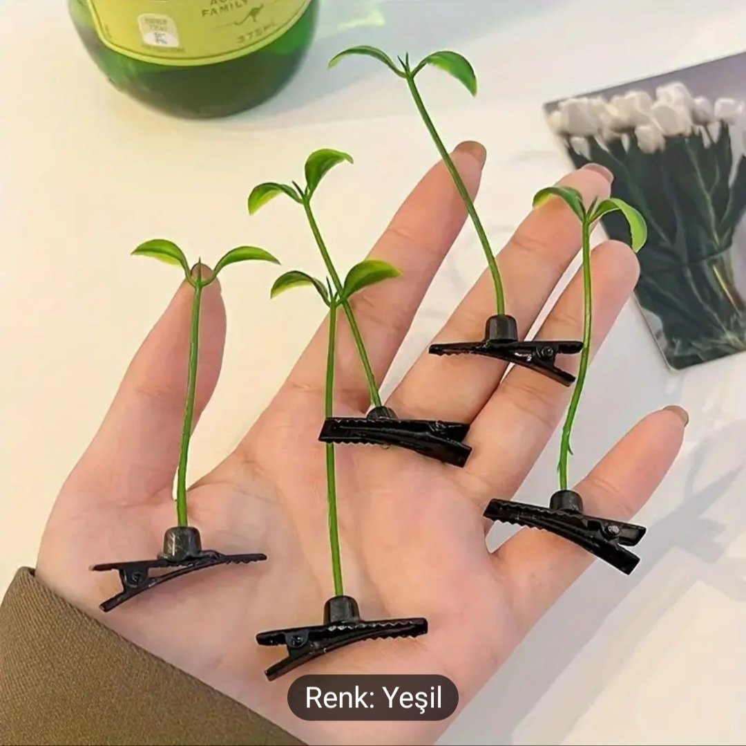 RustlingTrees's tweet image. With respect to its creator. Micro greens hair clip.