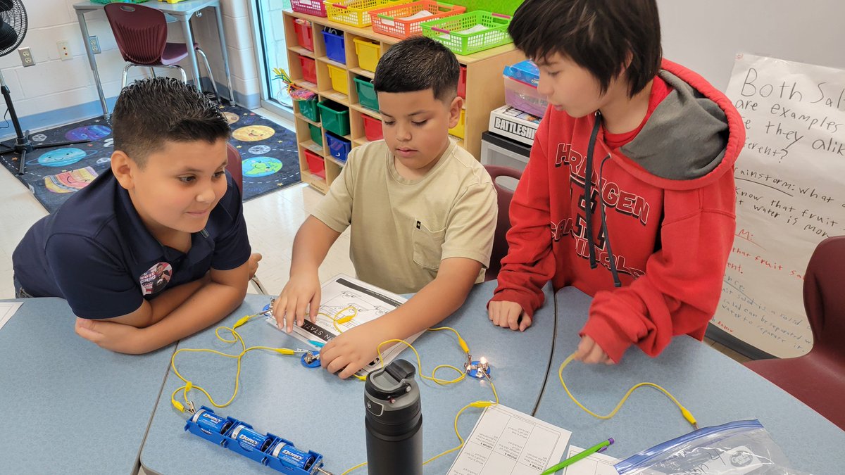 ⚙Angelina Salazar, M.Ed.👩‍💻 tweet media