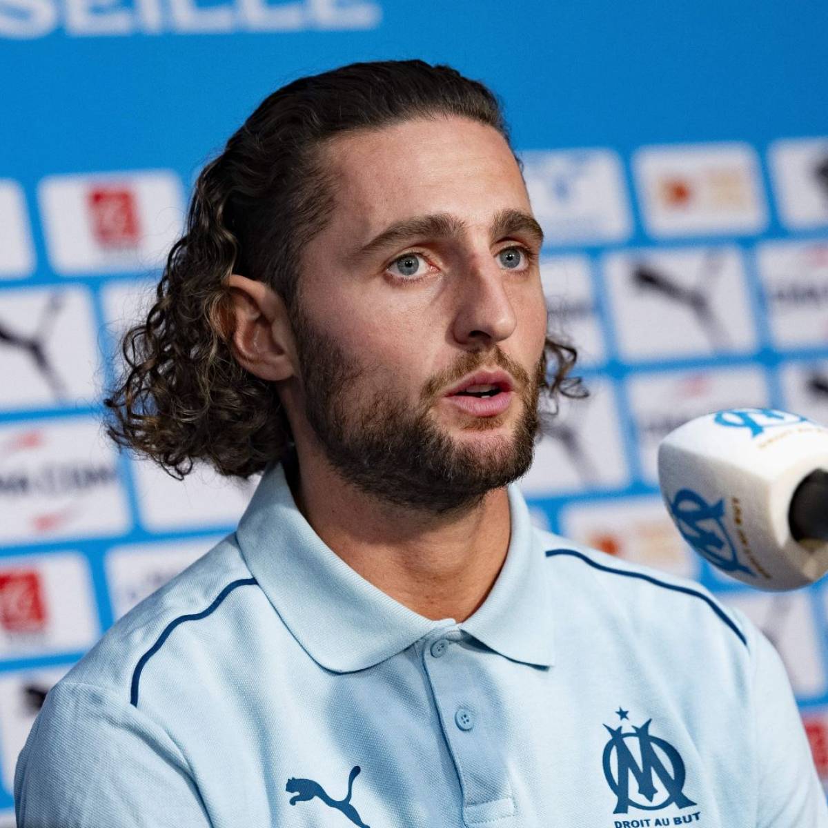 MercatoPlein's tweet photo. 🚨 Adrien Rabiot : "On a fait une super mi-temps ! 3-0, je peux dire qu'on a dominé les débats"

- "Vous jouez pour l'OM maintenant Adrien"

#OMPSG https://t.co/9B1KWez9ju