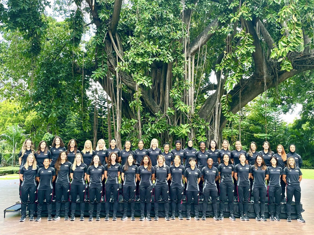 Insgesamt 38 Schiedsrichterinnen aus aller Welt stehen aktuell bei der FIFA U-17-Frauen-WM 2024™ in der Dominikanischen Republik im Einsatz. Eine davon: Die Steirerin Lena Hirtl. #steirerschiri 

Nach 2 Gruppenspielen steht heute das Viertelfinale 🇪🇸 ESP vs. ECU 🇪🇨 am Programm.