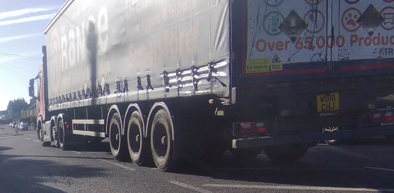 Alastair Gittner ๐๐ ๐ฆ (@agittner) on Twitter photo Very patient driving from an articulated lorry driver for <a href="/TheRangeUK/">The Range UK</a> coming out of Barnsley this am along Sheffield Road. The central islands made it difficult for them to overtake me on my cycle but an exemplary pass when it was appropriate. Thank you Very patient driving from an articulated lorry driver for <a href="/TheRangeUK/">The Range UK</a> coming out of Barnsley this am along Sheffield Road. The central islands made it difficult for them to overtake me on my cycle but an exemplary pass when it was appropriate. Thank you