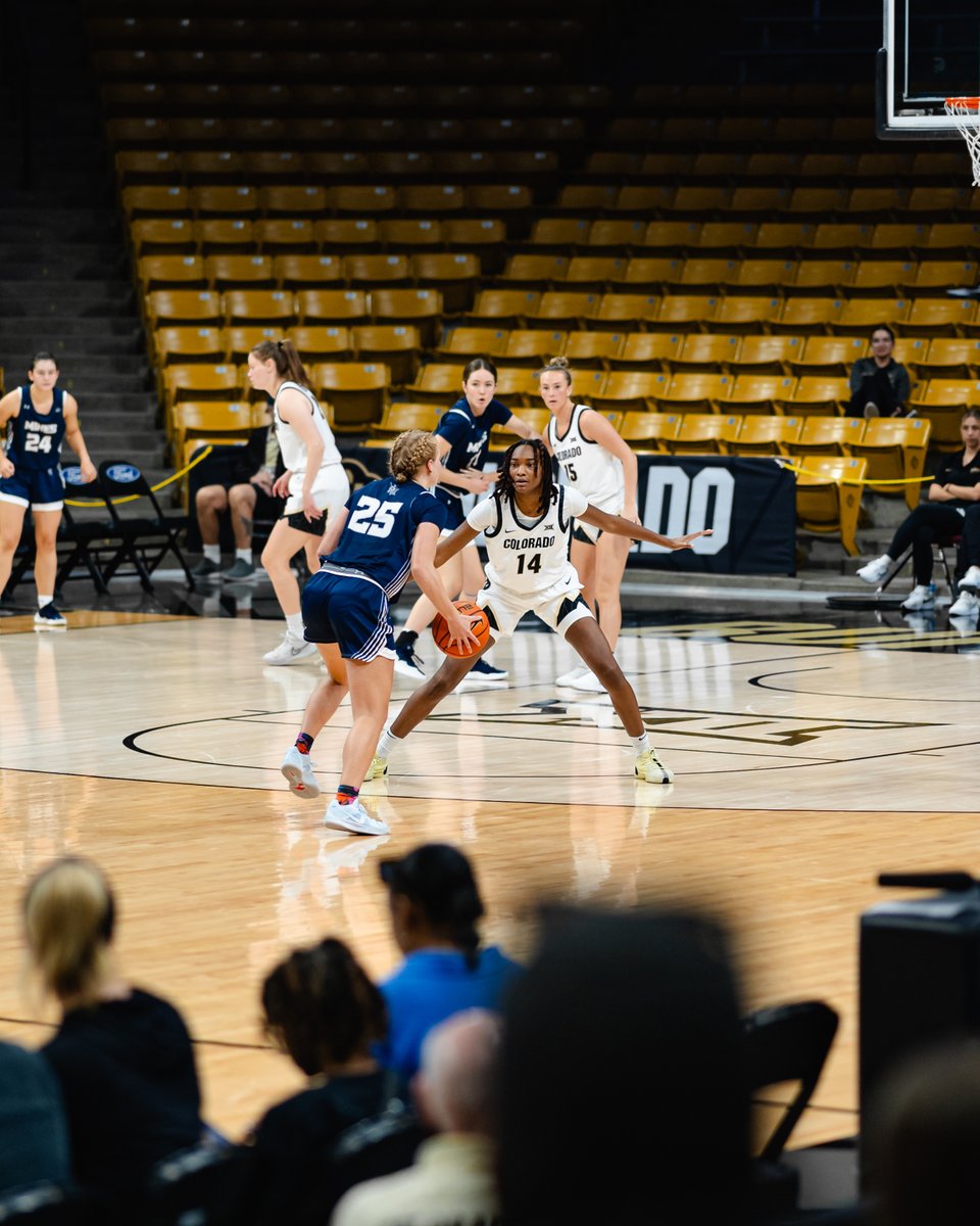 Ballin' 🏀

#GoBuffs // <a href="/JadeMasogayo/">Jade Masogayo</a>