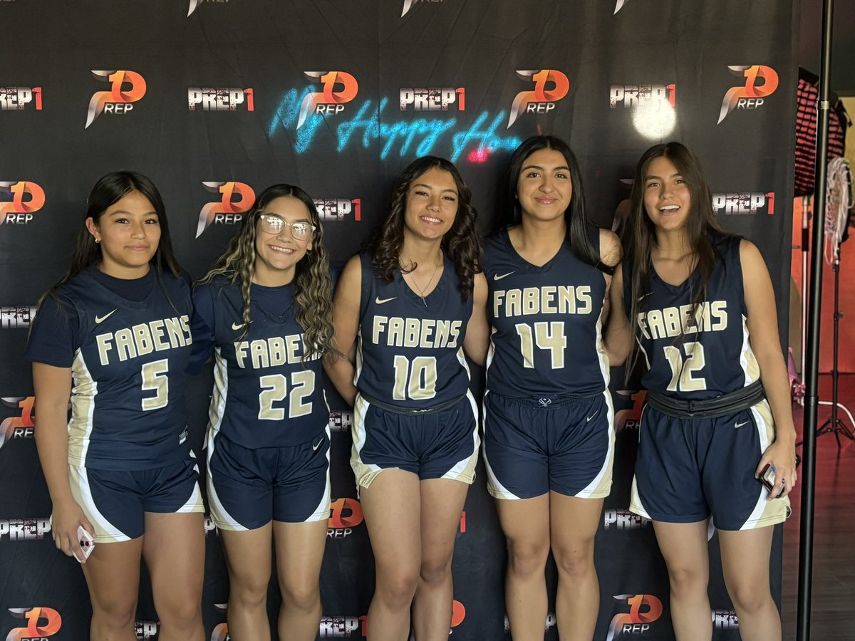 LunaDrLuis's tweet photo. Prep 1 for our Varsity Girls Basketball @FabensISD @RogelioSegovi13 https://t.co/vyyjcbmZC7