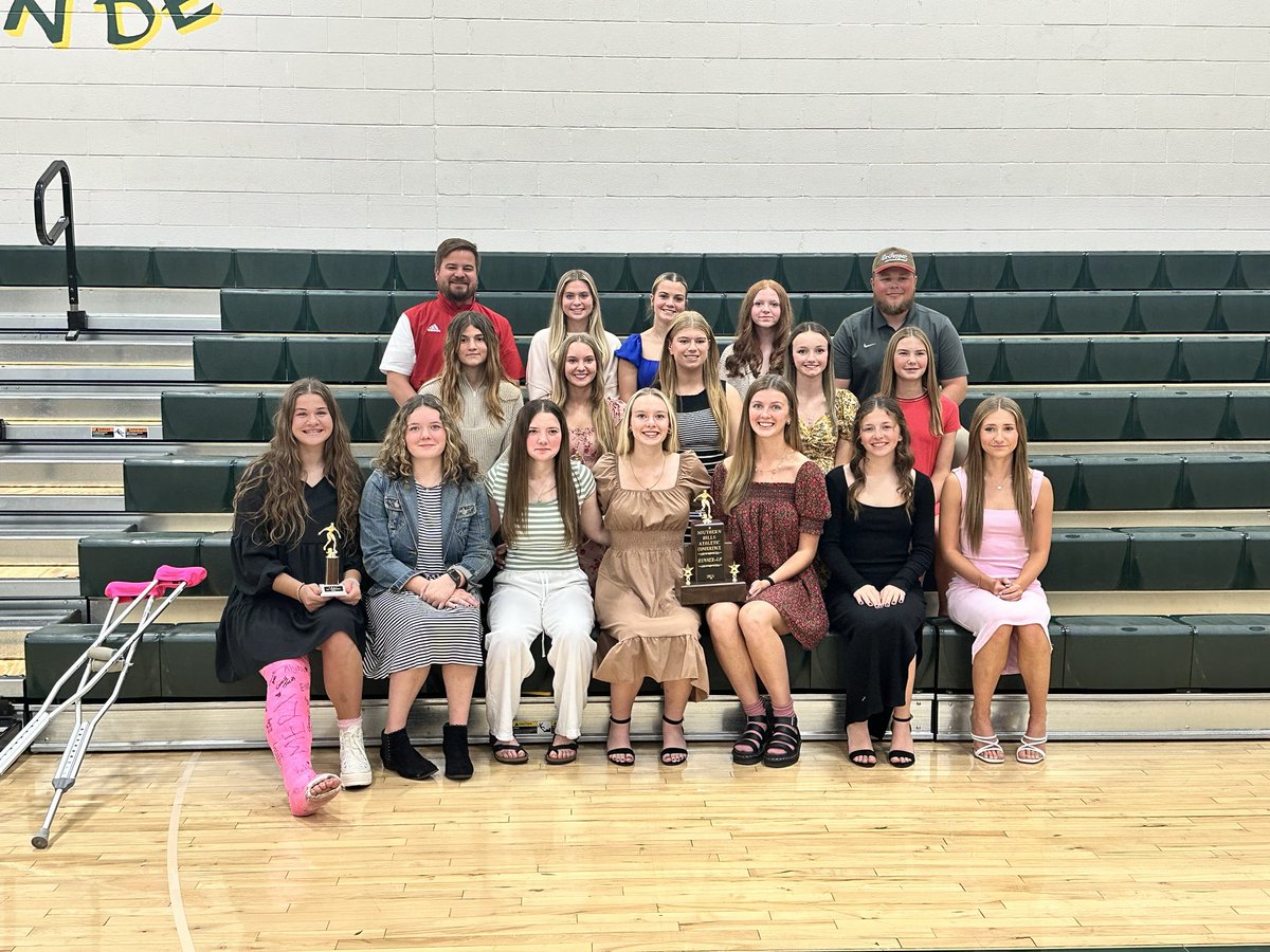 Congrats to Zane Matthews, Logan McIntosh, Hannah Hamilton, Vivian Henninger, Ava Hooper, Rilee Quickle, and Landry Teeters on receiving SHAC All League honors in Soccer ⚽️ 🦁

The girls team also finished as league runners-up ⚽️ 🦁