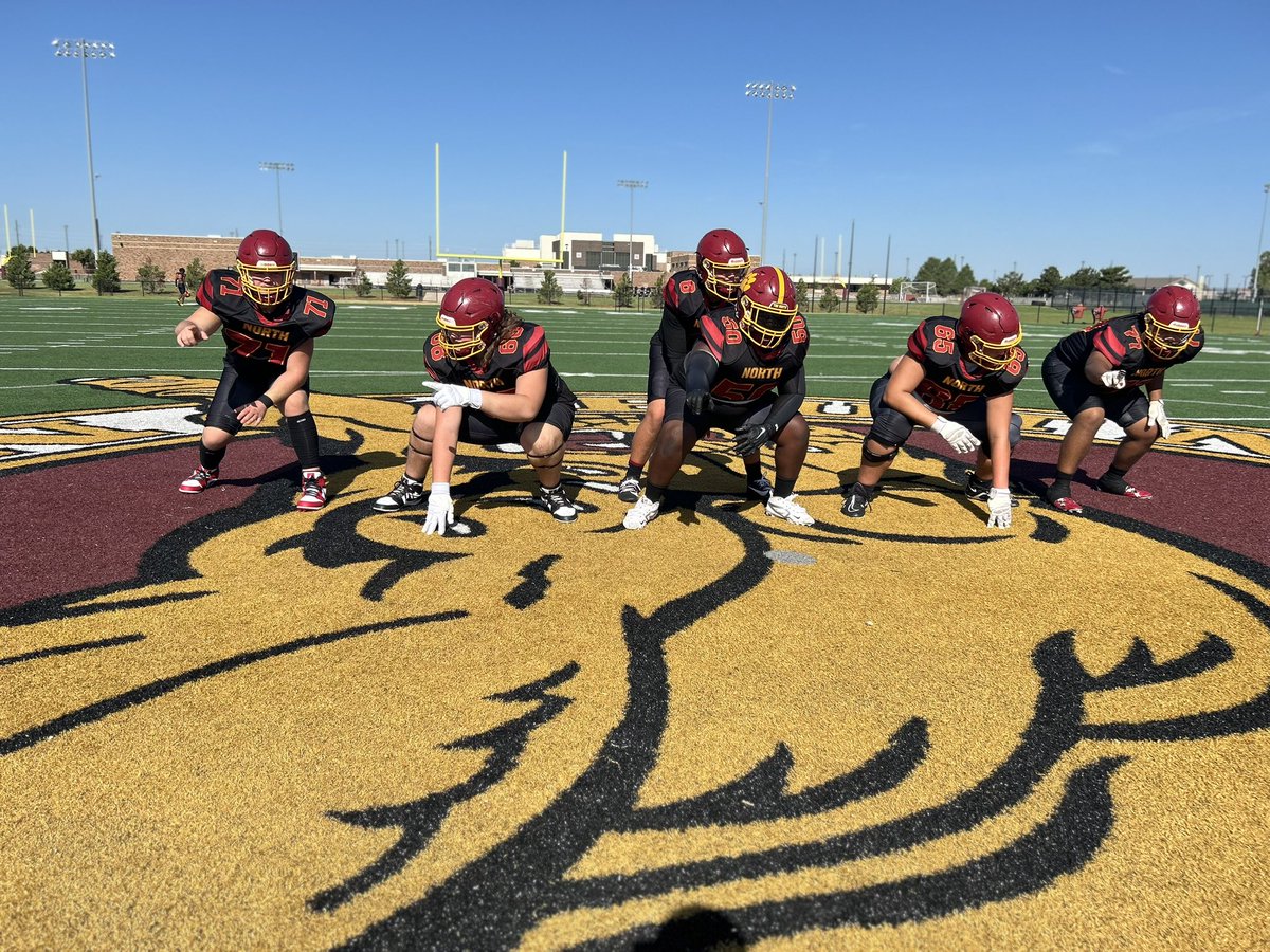 #1 in district, 7-1 on the season! O-line leading the way.

<a href="/lockarb15/">@CoachBrianLockart</a> <a href="/Coach_BHocker/">Bradley Hocker</a> <a href="/PCNorthFootball/">PC North Panthers</a>