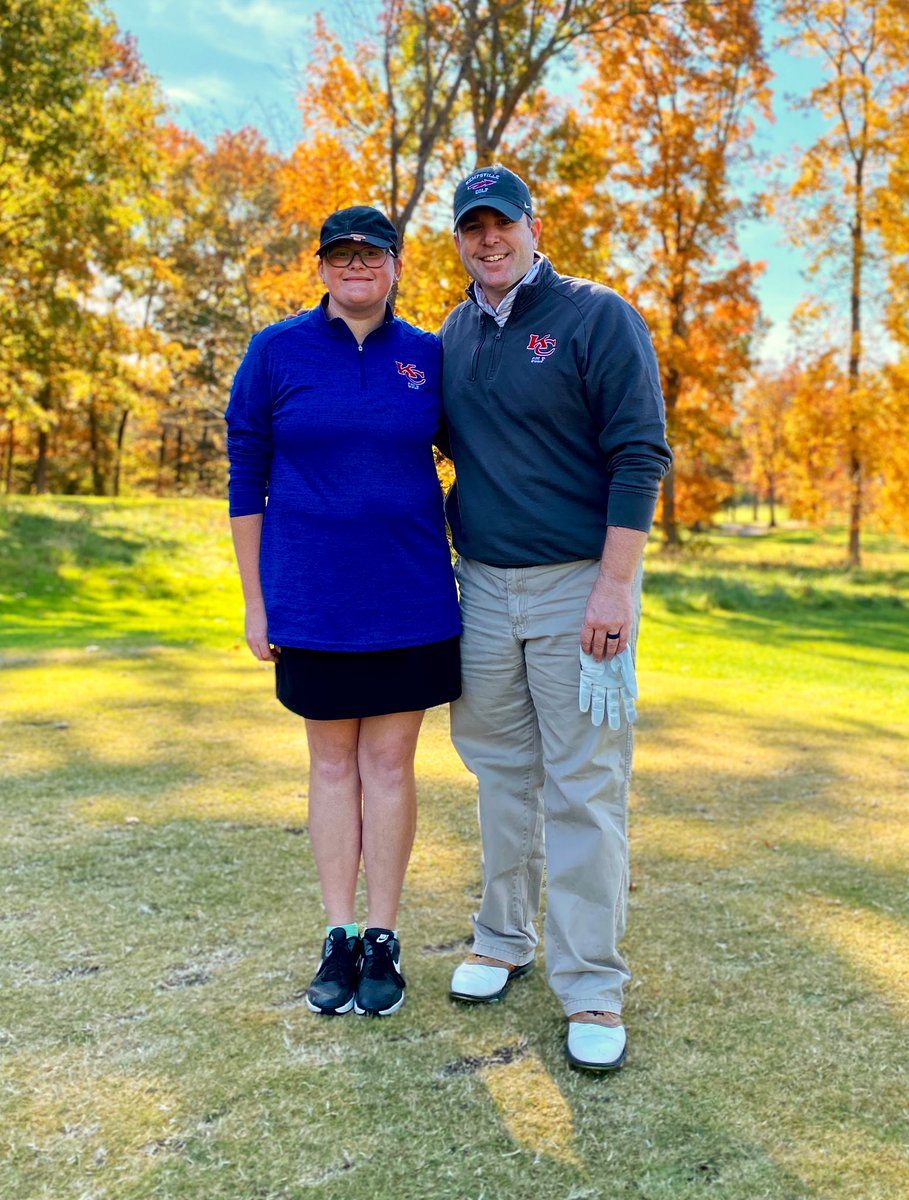 Morgan and I got up to Harrisonburg today for her VHSL State Championship practice round, and we enjoyed a Fall wonderland here at Heritage Oaks GC. If you’re a golfer, this is a must play track! Wish her luck tomorrow!