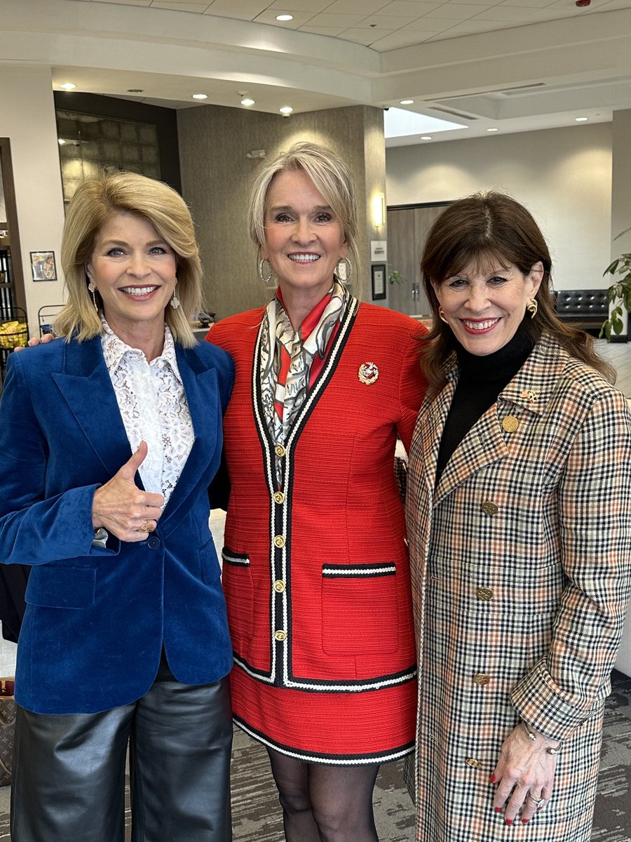 .⁦<a href="/realDonaldTrump/">Donald J. Trump</a>⁩ ambassadors in Michigan talking to female voters. Trump will make America Safe-Healthy-Wealthy-Affordable-Again! 🇺🇸