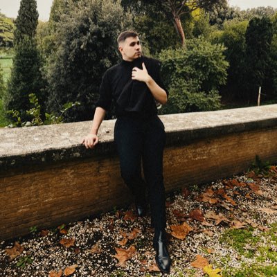 iCarlHD_'s tweet photo. #NuevaFotoDePerfil https://t.co/gI4zb9ADFn