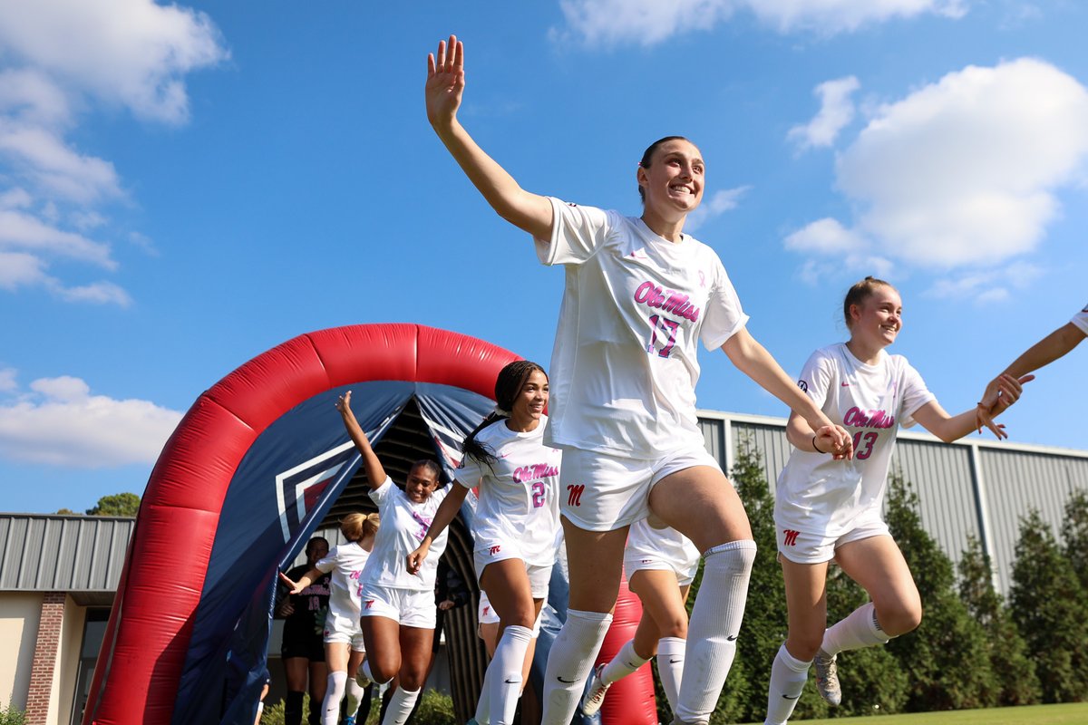 OleMissSoccer's tweet photo. The 𝐟𝐢𝐧𝐚𝐥𝐞 🤗 https://t.co/cAkGMqO6DS