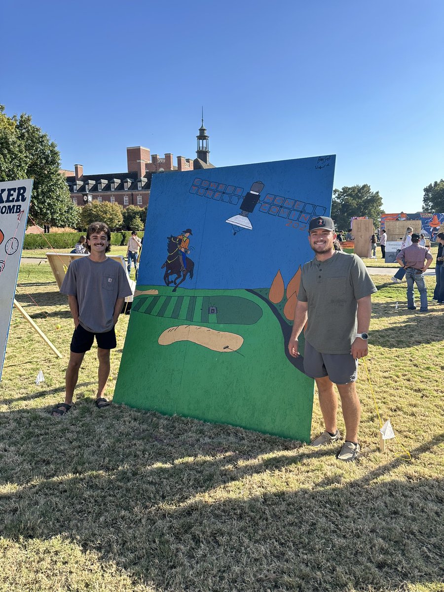 Huge thank you to @EvanSafi276246 and <a href="/LukeWolfard/">Luke Wolfard</a> for making this years Homecoming sign. Y’all killed it!