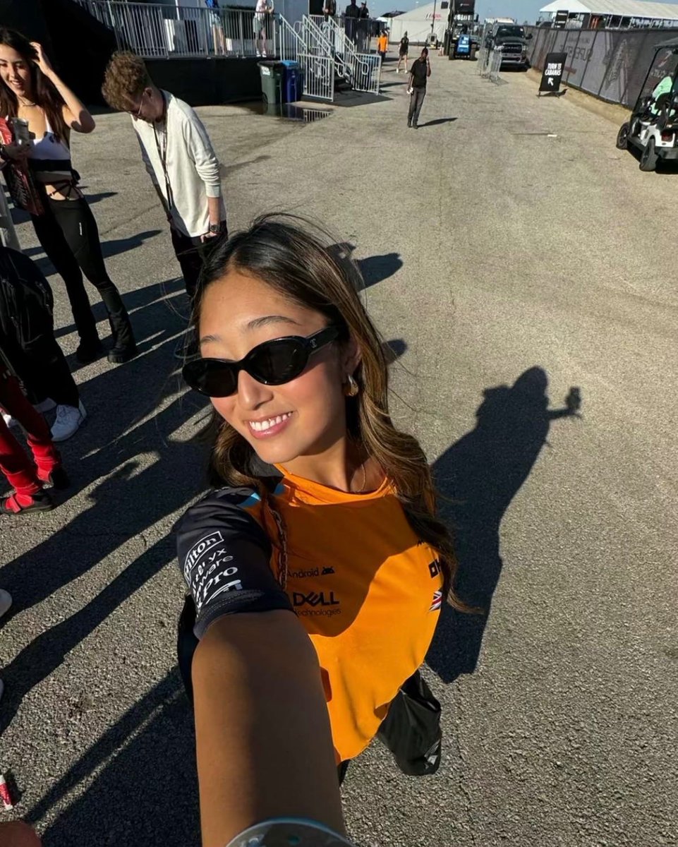 haley tweet media