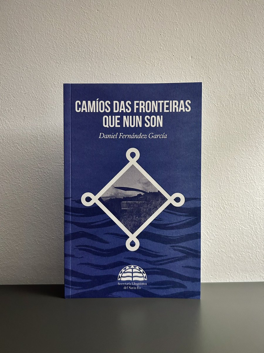 Acaba de ser publicado «Camíos das fronteiras que nun son», mi primer poemario recién publicado por la Secretaría Llingüística del Navia-Eo de la <a href="/ALLA_ast/">Academia de la Llingua Asturiana</a> y que es el cuarto número de su colección en #eonaviego, #Bidureira.