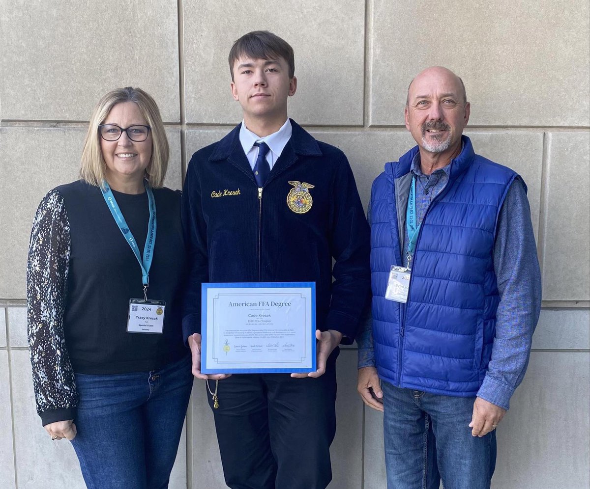 emf_ffa's tweet photo. Congrats to Cade Kresak for receiving his American FFA Degree on stage at National FFA Convention this weekend! We are proud of your hard work to achieve this major milestone 💛💙 https://t.co/Hi9PwbSuAi